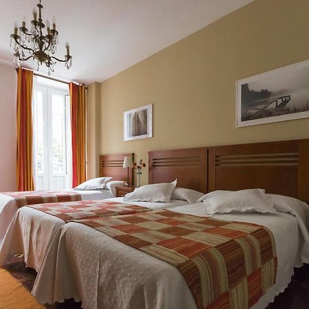 Hostal La Carballinesa Santiago de Compostella Buitenkant foto